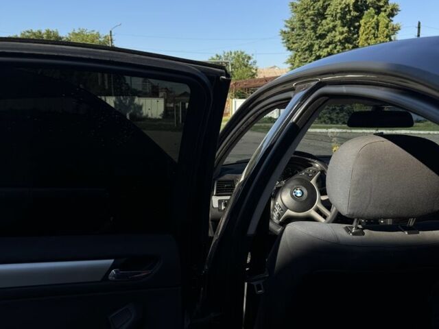 Черный БМВ 3 Серия, объемом двигателя 2 л и пробегом 300 тыс. км за 2800 $, фото 3 на Automoto.ua