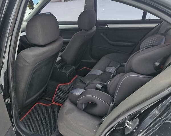 Черный БМВ 3 Серия, объемом двигателя 1.8 л и пробегом 273 тыс. км за 4500 $, фото 14 на Automoto.ua