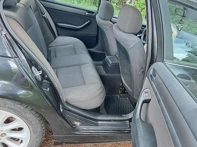 Черный БМВ 3 Серия, объемом двигателя 2 л и пробегом 267 тыс. км за 4300 $, фото 3 на Automoto.ua