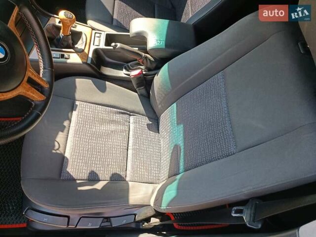 Черный БМВ 3 Серия, объемом двигателя 2 л и пробегом 285 тыс. км за 5999 $, фото 9 на Automoto.ua