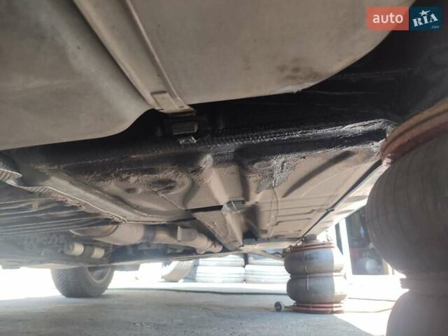 Черный БМВ 3 Серия, объемом двигателя 1.8 л и пробегом 130 тыс. км за 6700 $, фото 13 на Automoto.ua