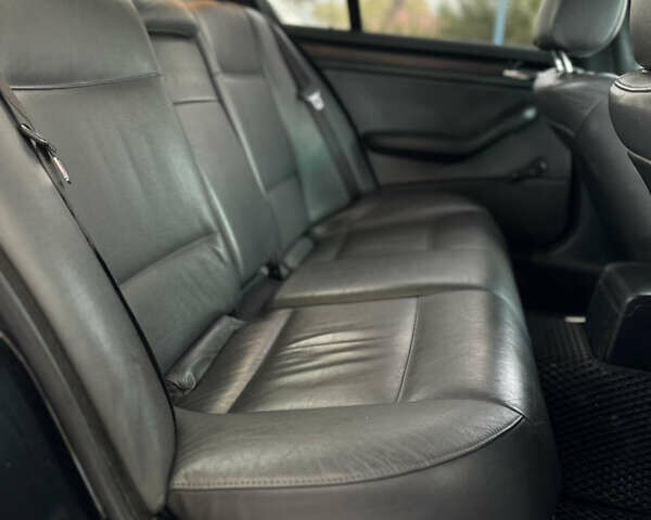 Черный БМВ 3 Серия, объемом двигателя 1.8 л и пробегом 191 тыс. км за 4650 $, фото 25 на Automoto.ua