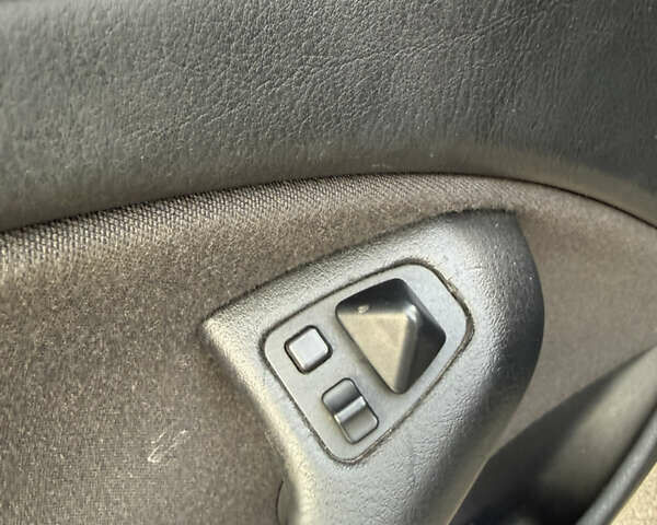 Черный БМВ 3 Серия, объемом двигателя 3 л и пробегом 368 тыс. км за 9000 $, фото 50 на Automoto.ua