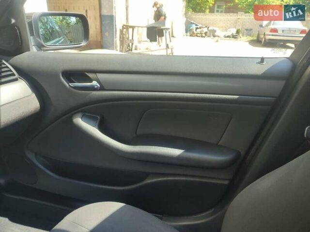 Черный БМВ 3 Серия, объемом двигателя 1.8 л и пробегом 130 тыс. км за 6700 $, фото 9 на Automoto.ua