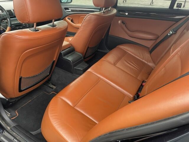 Чорний БМВ 3 Серія, об'ємом двигуна 2 л та пробігом 235 тис. км за 6500 $, фото 5 на Automoto.ua