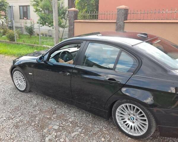 Чорний БМВ 3 Серія, об'ємом двигуна 2 л та пробігом 300 тис. км за 6300 $, фото 2 на Automoto.ua