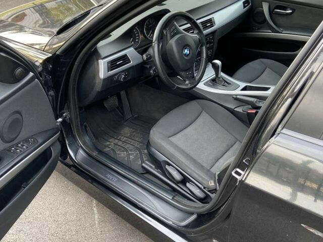 Черный БМВ 3 Серия, объемом двигателя 2 л и пробегом 280 тыс. км за 7200 $, фото 7 на Automoto.ua