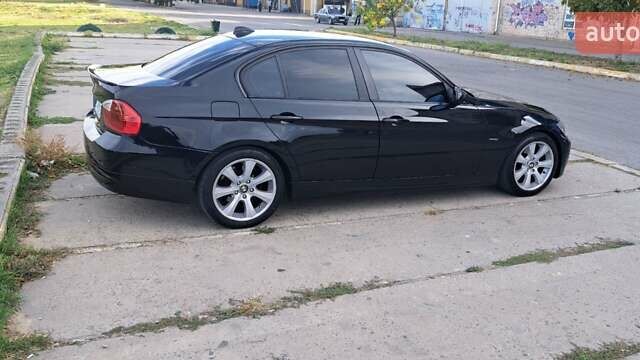 Черный БМВ 3 Серия, объемом двигателя 2.5 л и пробегом 333 тыс. км за 7999 $, фото 5 на Automoto.ua