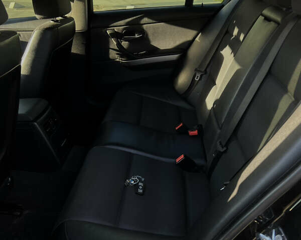 Черный БМВ 3 Серия, объемом двигателя 2 л и пробегом 216 тыс. км за 7999 $, фото 13 на Automoto.ua