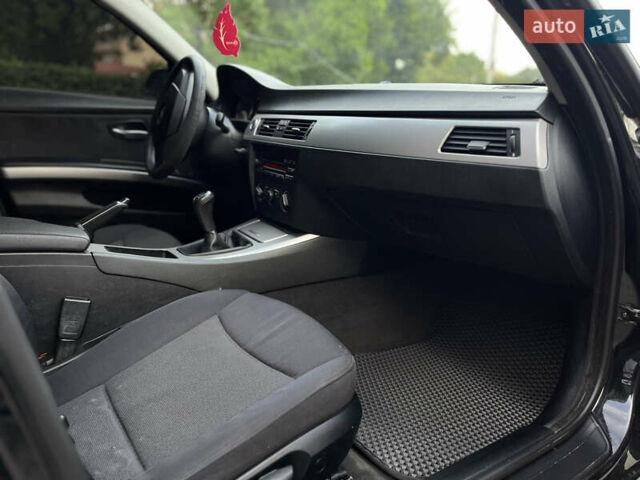 Чорний БМВ 3 Серія, об'ємом двигуна 2 л та пробігом 347 тис. км за 6200 $, фото 22 на Automoto.ua