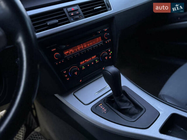 Чорний БМВ 3 Серія, об'ємом двигуна 2 л та пробігом 306 тис. км за 6800 $, фото 18 на Automoto.ua