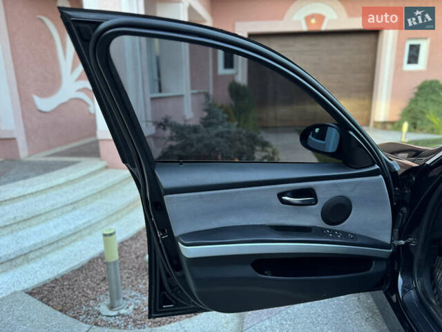 Чорний БМВ 3 Серія, об'ємом двигуна 2 л та пробігом 306 тис. км за 6800 $, фото 17 на Automoto.ua