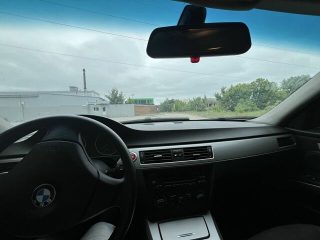 Чорний БМВ 3 Серія, об'ємом двигуна 2 л та пробігом 240 тис. км за 5500 $, фото 6 на Automoto.ua