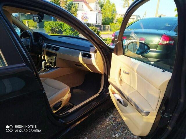 Черный БМВ 3 Серия, объемом двигателя 2 л и пробегом 212 тыс. км за 5000 $, фото 5 на Automoto.ua