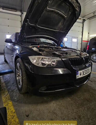 Чорний БМВ 3 Серія, об'ємом двигуна 2 л та пробігом 333 тис. км за 6999 $, фото 7 на Automoto.ua