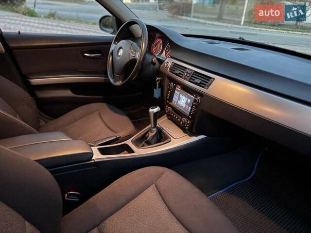Черный БМВ 3 Серия, объемом двигателя 2 л и пробегом 324 тыс. км за 5600 $, фото 9 на Automoto.ua