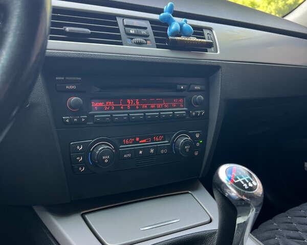 Чорний БМВ 3 Серія, об'ємом двигуна 2 л та пробігом 258 тис. км за 7500 $, фото 15 на Automoto.ua