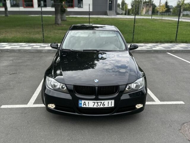 Черный БМВ 3 Серия, объемом двигателя 2 л и пробегом 280 тыс. км за 7200 $, фото 3 на Automoto.ua