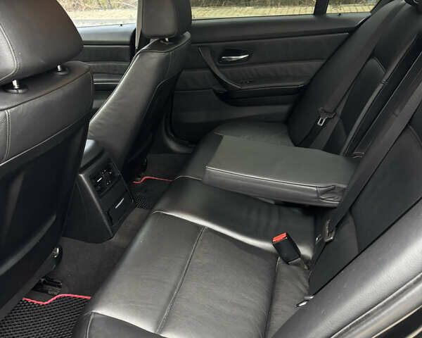 Чорний БМВ 3 Серія, об'ємом двигуна 2 л та пробігом 214 тис. км за 7499 $, фото 12 на Automoto.ua