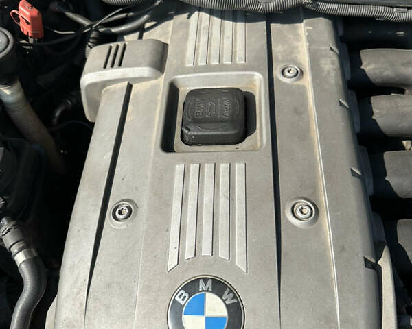 Чорний БМВ 3 Серія, об'ємом двигуна 3 л та пробігом 168 тис. км за 5555 $, фото 45 на Automoto.ua