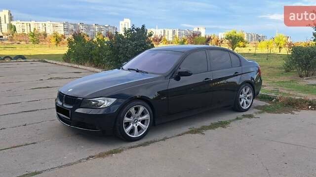 Чорний БМВ 3 Серія, об'ємом двигуна 2.5 л та пробігом 334 тис. км за 7800 $, фото 1 на Automoto.ua