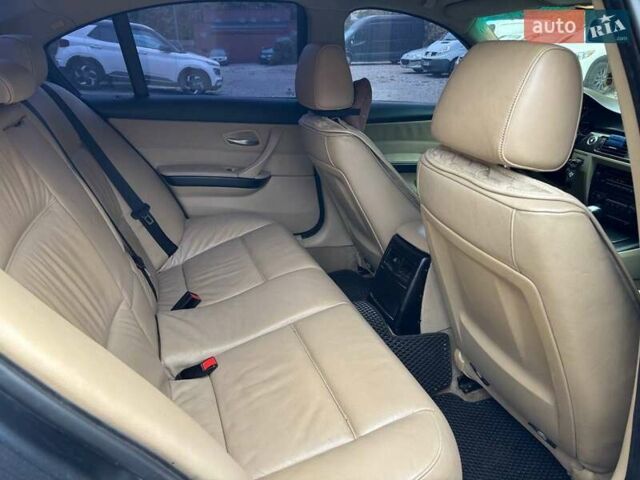 Чорний БМВ 3 Серія, об'ємом двигуна 2 л та пробігом 258 тис. км за 5000 $, фото 9 на Automoto.ua