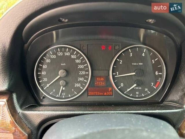 Чорний БМВ 3 Серія, об'ємом двигуна 2 л та пробігом 258 тис. км за 5000 $, фото 10 на Automoto.ua
