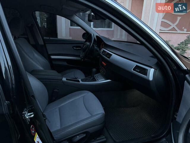 Чорний БМВ 3 Серія, об'ємом двигуна 2 л та пробігом 306 тис. км за 6800 $, фото 15 на Automoto.ua