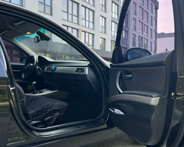 Чорний БМВ 3 Серія, об'ємом двигуна 2 л та пробігом 258 тис. км за 7500 $, фото 13 на Automoto.ua