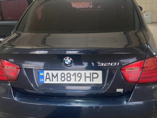 БМВ 3 Серия 2005 в Запорожье на Automoto.ua Черный БМВ 3 Серия, объемом двигателя 2 л и пробегом 330 тыс. км за 6000 $, фото 2 на Automoto.ua