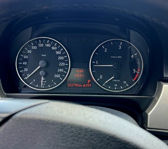 Черный БМВ 3 Серия, объемом двигателя 2 л и пробегом 222 тыс. км за 7000 $, фото 1 на Automoto.ua