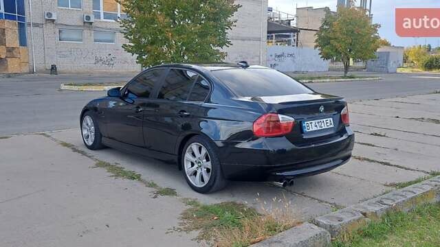 Черный БМВ 3 Серия, объемом двигателя 2.5 л и пробегом 333 тыс. км за 7999 $, фото 6 на Automoto.ua