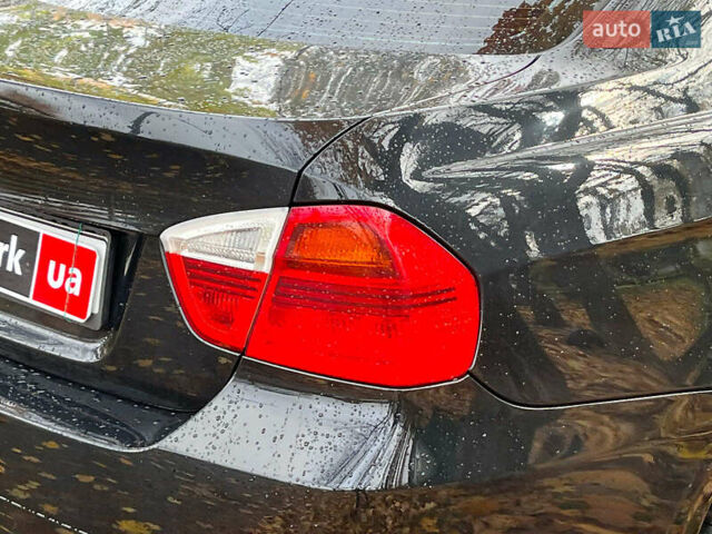БМВ 3 Серия 2006 в Киеве на Automoto.ua Черный БМВ 3 Серия, объемом двигателя 2 л и пробегом 328 тыс. км за 7790 $, фото 9 на Automoto.ua