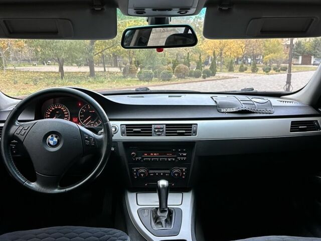 Черный БМВ 3 Серия, объемом двигателя 2 л и пробегом 265 тыс. км за 5800 $, фото 8 на Automoto.ua