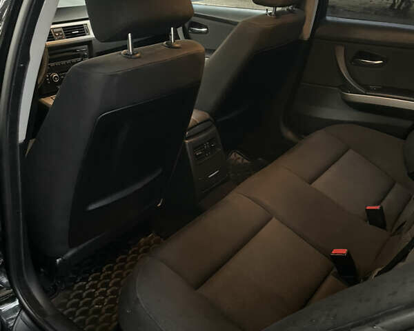 Черный БМВ 3 Серия, объемом двигателя 2 л и пробегом 286 тыс. км за 6950 $, фото 63 на Automoto.ua