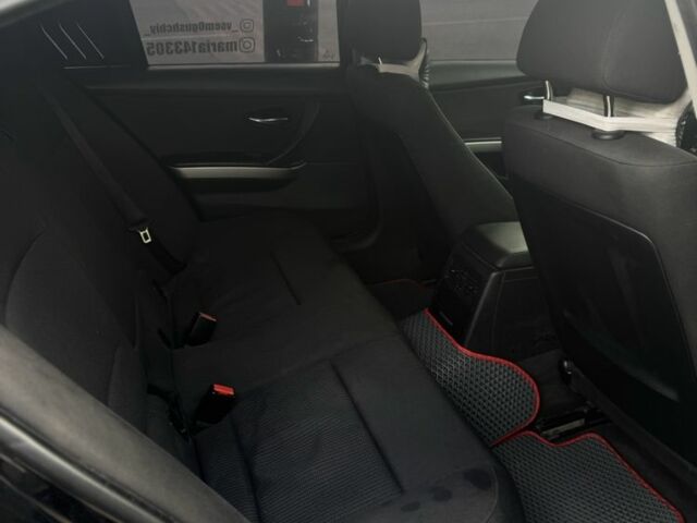 Черный БМВ 3 Серия, объемом двигателя 2 л и пробегом 325 тыс. км за 7000 $, фото 5 на Automoto.ua