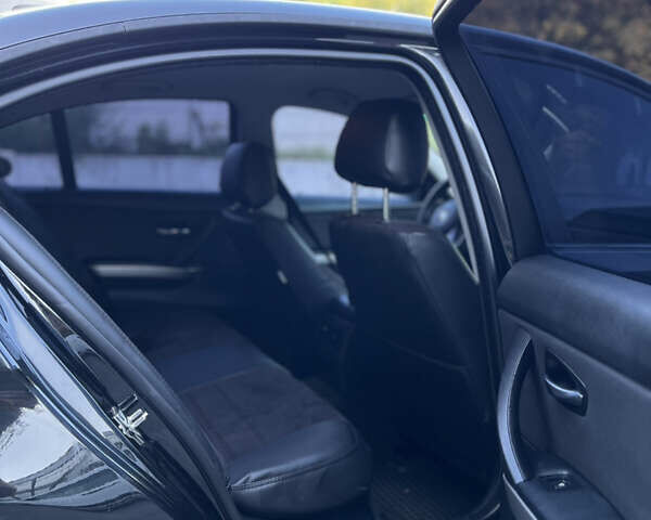 Черный БМВ 3 Серия, объемом двигателя 2 л и пробегом 328 тыс. км за 6700 $, фото 25 на Automoto.ua