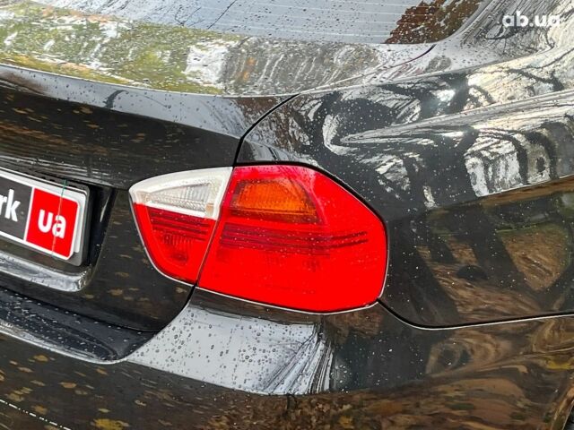 БМВ 3 Серия 2006 в Киеве на Automoto.ua Черный БМВ 3 Серия, объемом двигателя 2 л и пробегом 328 тыс. км за 7790 $, фото 10 на Automoto.ua