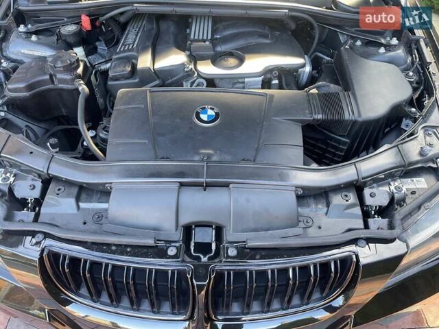 Черный БМВ 3 Серия, объемом двигателя 2 л и пробегом 212 тыс. км за 7800 $, фото 19 на Automoto.ua