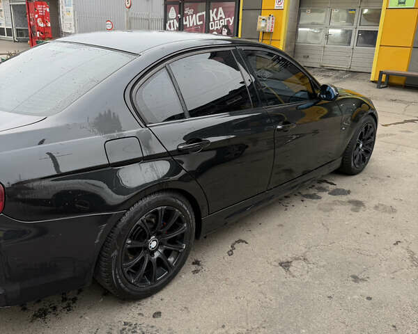 Черный БМВ 3 Серия, объемом двигателя 2.5 л и пробегом 233 тыс. км за 6800 $, фото 4 на Automoto.ua