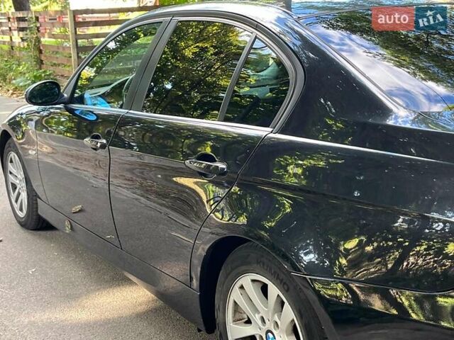 Чорний БМВ 3 Серія, об'ємом двигуна 2 л та пробігом 225 тис. км за 7590 $, фото 6 на Automoto.ua