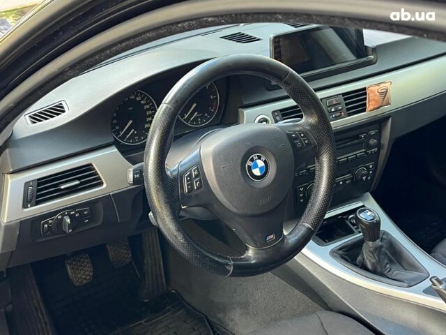 Черный БМВ 3 Серия, объемом двигателя 2 л и пробегом 225 тыс. км за 7590 $, фото 30 на Automoto.ua