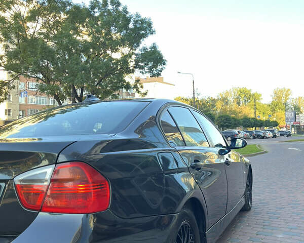 Черный БМВ 3 Серия, объемом двигателя 2 л и пробегом 370 тыс. км за 6200 $, фото 7 на Automoto.ua