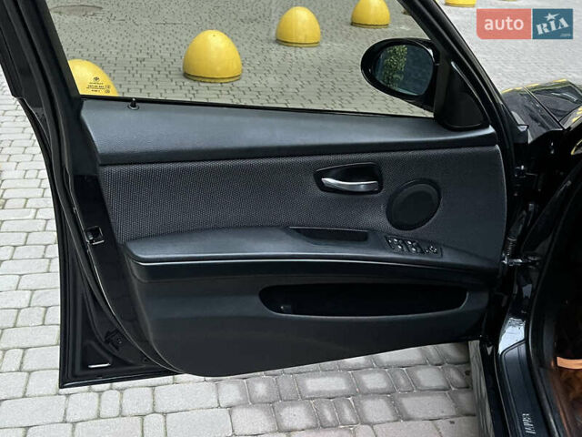 Чорний БМВ 3 Серія, об'ємом двигуна 3 л та пробігом 205 тис. км за 6999 $, фото 21 на Automoto.ua