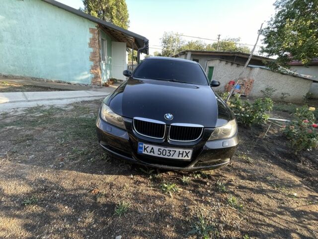 Черный БМВ 3 Серия, объемом двигателя 2 л и пробегом 220 тыс. км за 6200 $, фото 6 на Automoto.ua