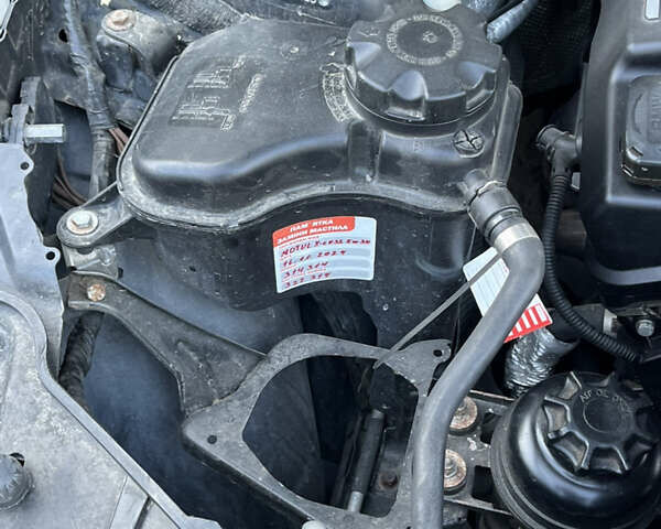 Черный БМВ 3 Серия, объемом двигателя 2 л и пробегом 328 тыс. км за 6500 $, фото 7 на Automoto.ua