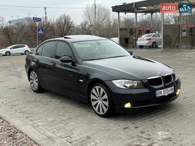 Черный БМВ 3 Серия, объемом двигателя 2 л и пробегом 380 тыс. км за 7200 $, фото 1 на Automoto.ua