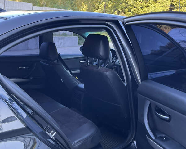 Черный БМВ 3 Серия, объемом двигателя 2 л и пробегом 328 тыс. км за 6700 $, фото 24 на Automoto.ua