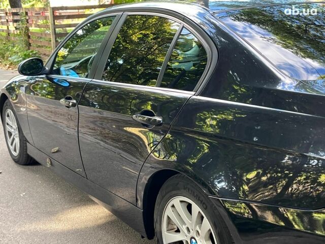 Черный БМВ 3 Серия, объемом двигателя 2 л и пробегом 225 тыс. км за 7590 $, фото 6 на Automoto.ua