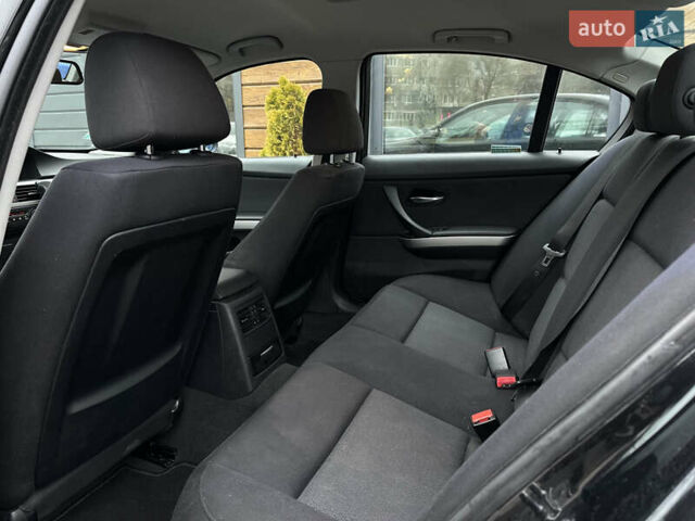 Черный БМВ 3 Серия, объемом двигателя 2 л и пробегом 278 тыс. км за 8900 $, фото 44 на Automoto.ua